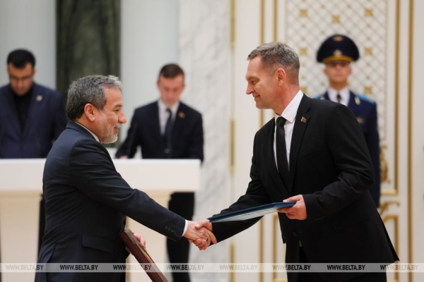 Падпісана Пагадненне па пытаннях лётнай прыдатнасці з Іранам