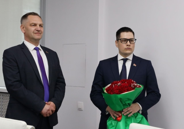 Alexey Lyakhnovich introduced the new Deputy Minister, Alexander Postnikov, to the Ministry of Transport staff