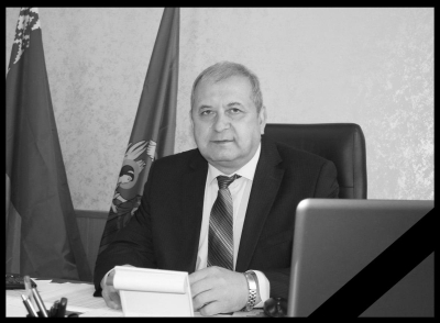 Руководство и коллектив Минтранса выражает глубокие и искренние соболезнования родным, близким и коллегам генерального директора ЗАО «Автокомбинат №3» Метечко Василия Васильевича в связи с постигшим их горем