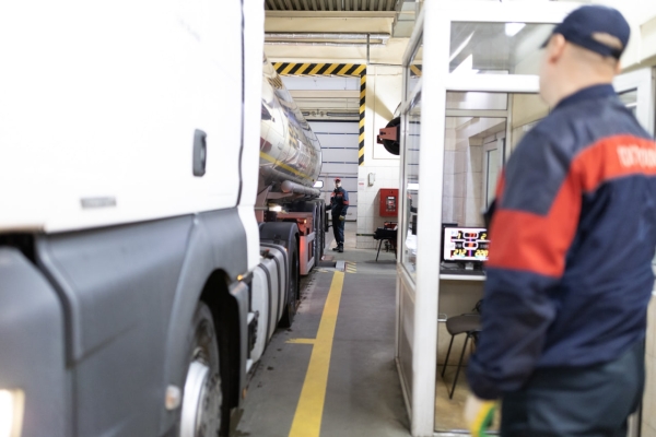 Car owners in Belarus can now undergo vehicle inspections at night